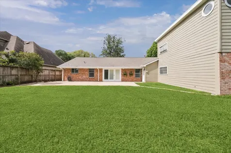 9777 Larston Street Houston TX 77055