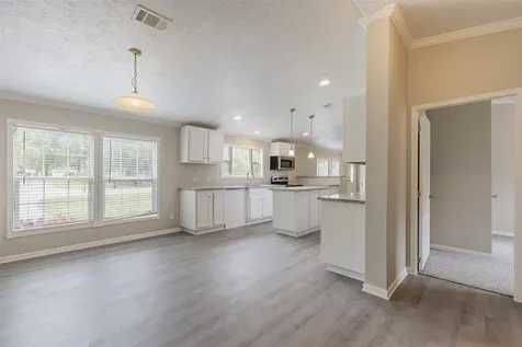 1520 W Creek Drive Conroe TX 77304
