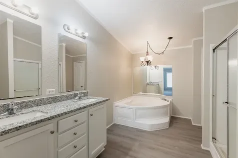 1520 W Creek Drive Conroe TX 77304