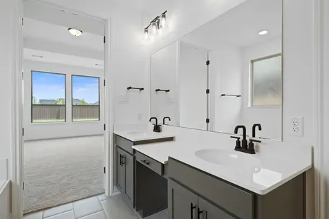 3915 Silver Falls Lane League City TX 77573