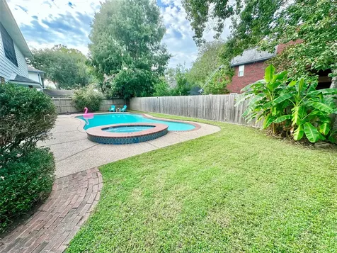 1901 Palo Duro Street Friendswood TX 77546