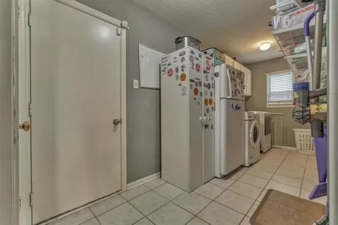 100 W Rainbow Ridge Circle The Woodlands TX 77381