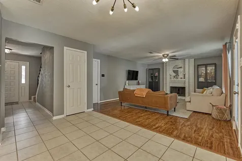 100 W Rainbow Ridge Circle The Woodlands TX 77381