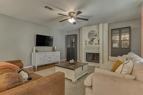 100 W Rainbow Ridge Circle The Woodlands TX 77381