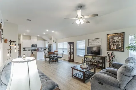 32410 Willow Hollow Way Waller TX 77484