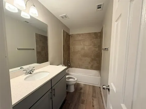 17142 Wilthorne Colony Court Houston TX 77084