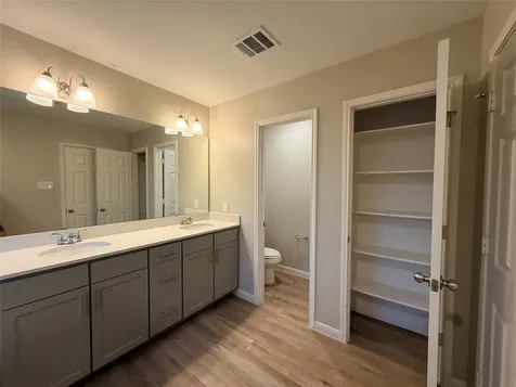 17142 Wilthorne Colony Court Houston TX 77084