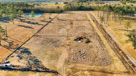 1018 Kennings Road Crosby TX 77532