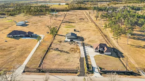 1018 Kennings Road Crosby TX 77532