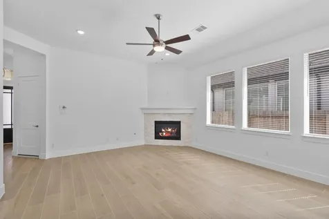 10902 Crescent Spring Drive Missouri City TX 77459