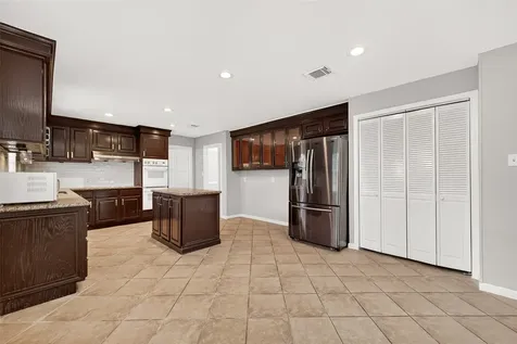 11007 Tupper Lake Drive Houston TX 77042