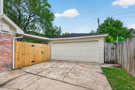 11007 Tupper Lake Drive Houston TX 77042