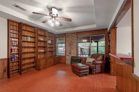 118 Pine Ridge Lane Huntsville TX 77340