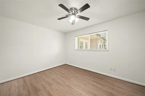 303 Rachael Lane Friendswood TX 77546