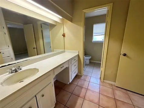 1937 Arcadia Drive Sugar Land TX 77498