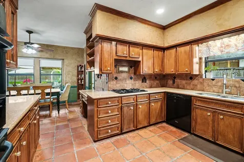 1623 Lake Bluff Drive El Lago TX 77586