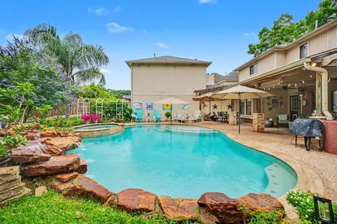 1623 Lake Bluff Drive El Lago TX 77586
