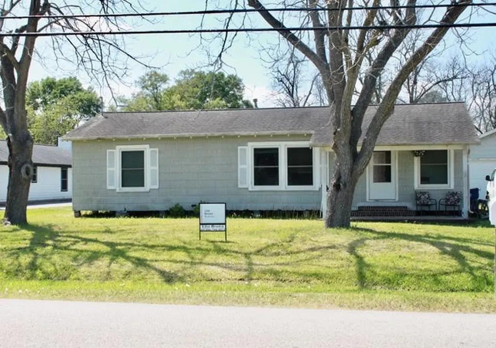 617 N Noble Road Texas City TX 77591