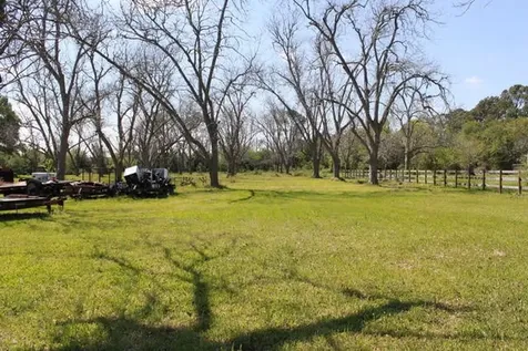617 N Noble Road Texas City TX 77591