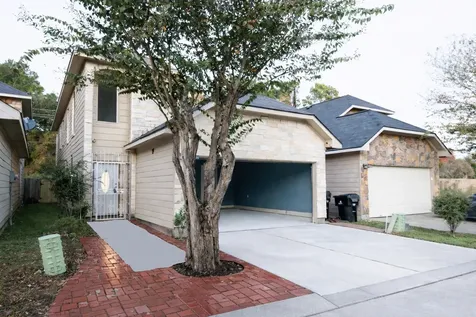 10904 Panther Court Houston TX 77099