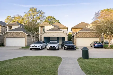 10904 Panther Court Houston TX 77099