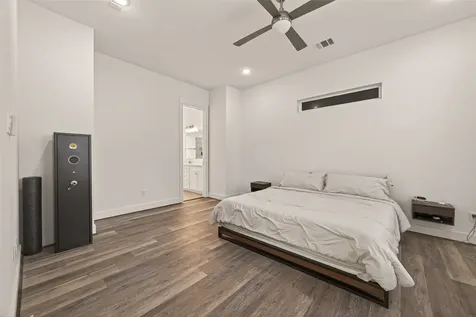 315 Cyclamen Street Houston TX 77018