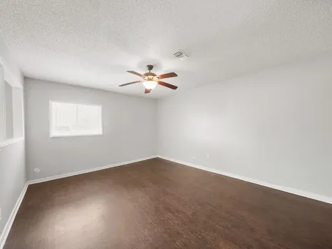 3006 14th Avenue N Texas City TX 77590