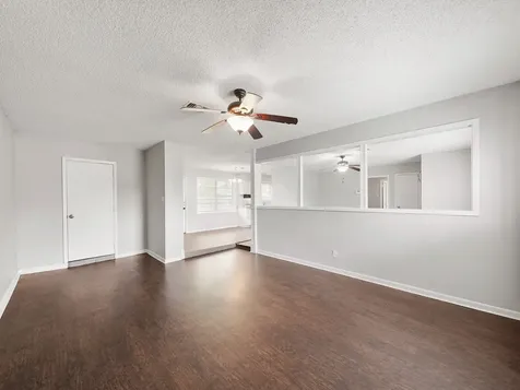 3006 14th Avenue N Texas City TX 77590