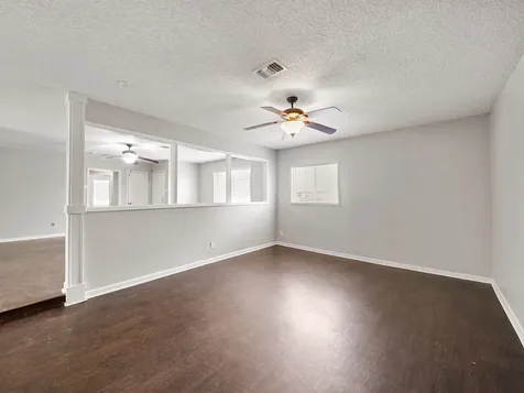 3006 14th Avenue N Texas City TX 77590