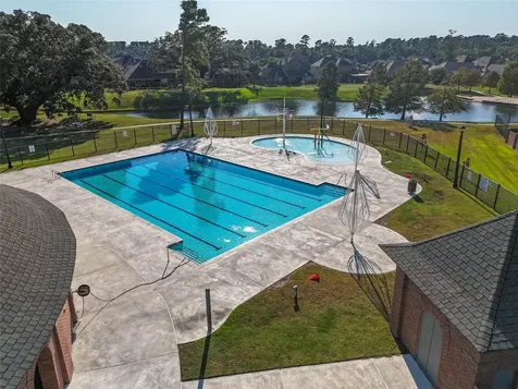 9011 Newcroft Court Tomball TX 77375