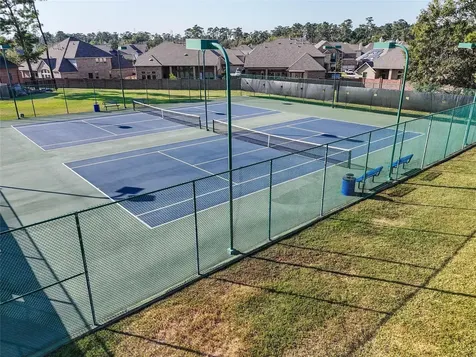 9011 Newcroft Court Tomball TX 77375