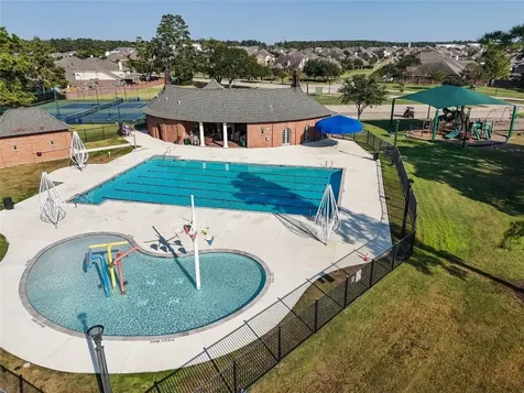 9011 Newcroft Court Tomball TX 77375