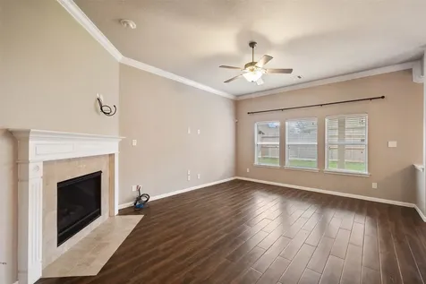 9011 Newcroft Court Tomball TX 77375
