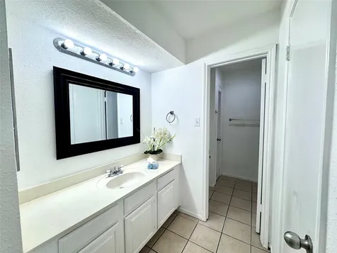 9901 Sharpcrest Street M6 Houston TX 77036