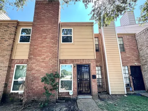9901 Sharpcrest Street M6 Houston TX 77036