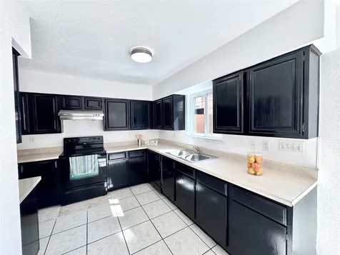 9901 Sharpcrest Street M6 Houston TX 77036