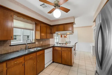 531 Briar Path Drive Houston TX 77079
