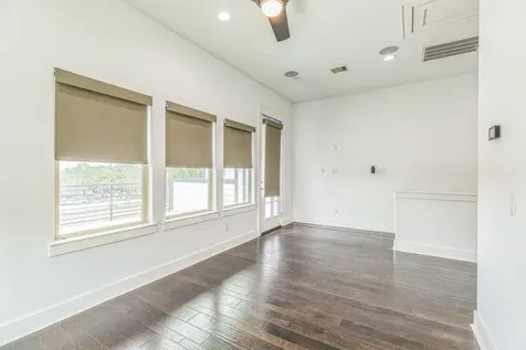 1032 W 21st Street Houston TX 77008