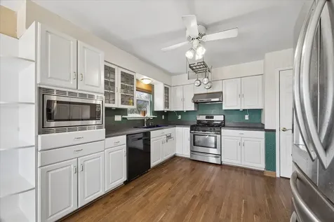 1009 3rd Street Seabrook TX 77586