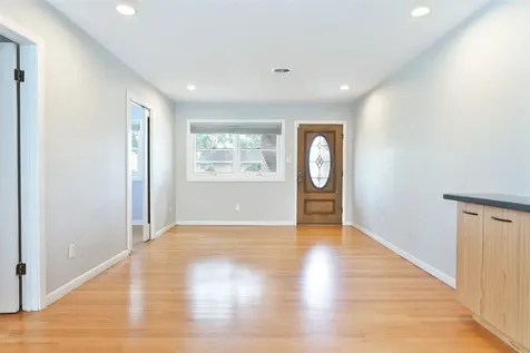 2427 Willowby Drive Houston TX 77008