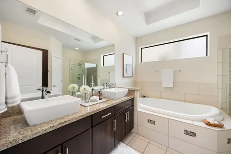 2005 Hickory Street Houston TX 77007