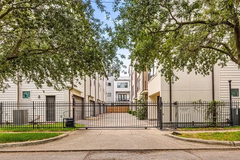 2005 Hickory Street Houston TX 77007