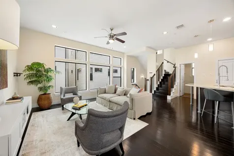 2005 Hickory Street Houston TX 77007