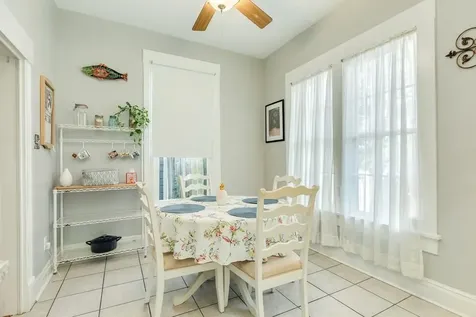 2605 Avenue O 1/2 Galveston TX 77550