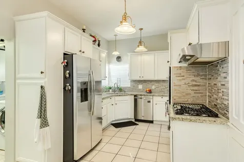 2605 Avenue O 1/2 Galveston TX 77550