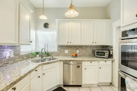 2605 Avenue O 1/2 Galveston TX 77550