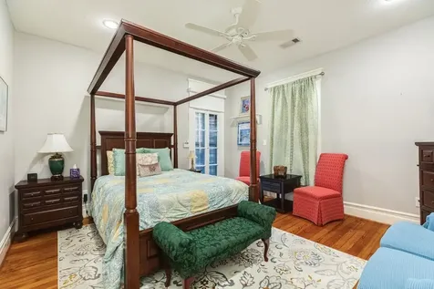 2605 Avenue O 1/2 Galveston TX 77550