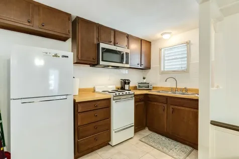 2605 Avenue O 1/2 Galveston TX 77550