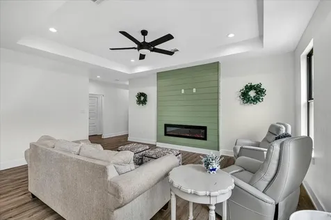 502 S Carroll Street La Porte TX 77571