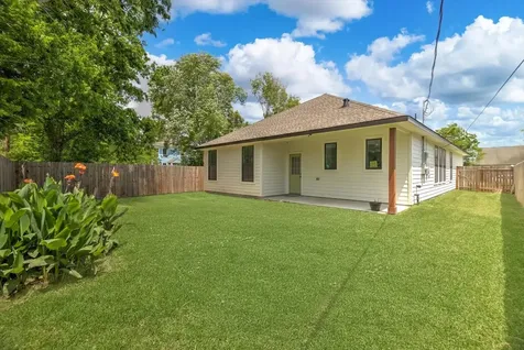 502 S Carroll Street La Porte TX 77571